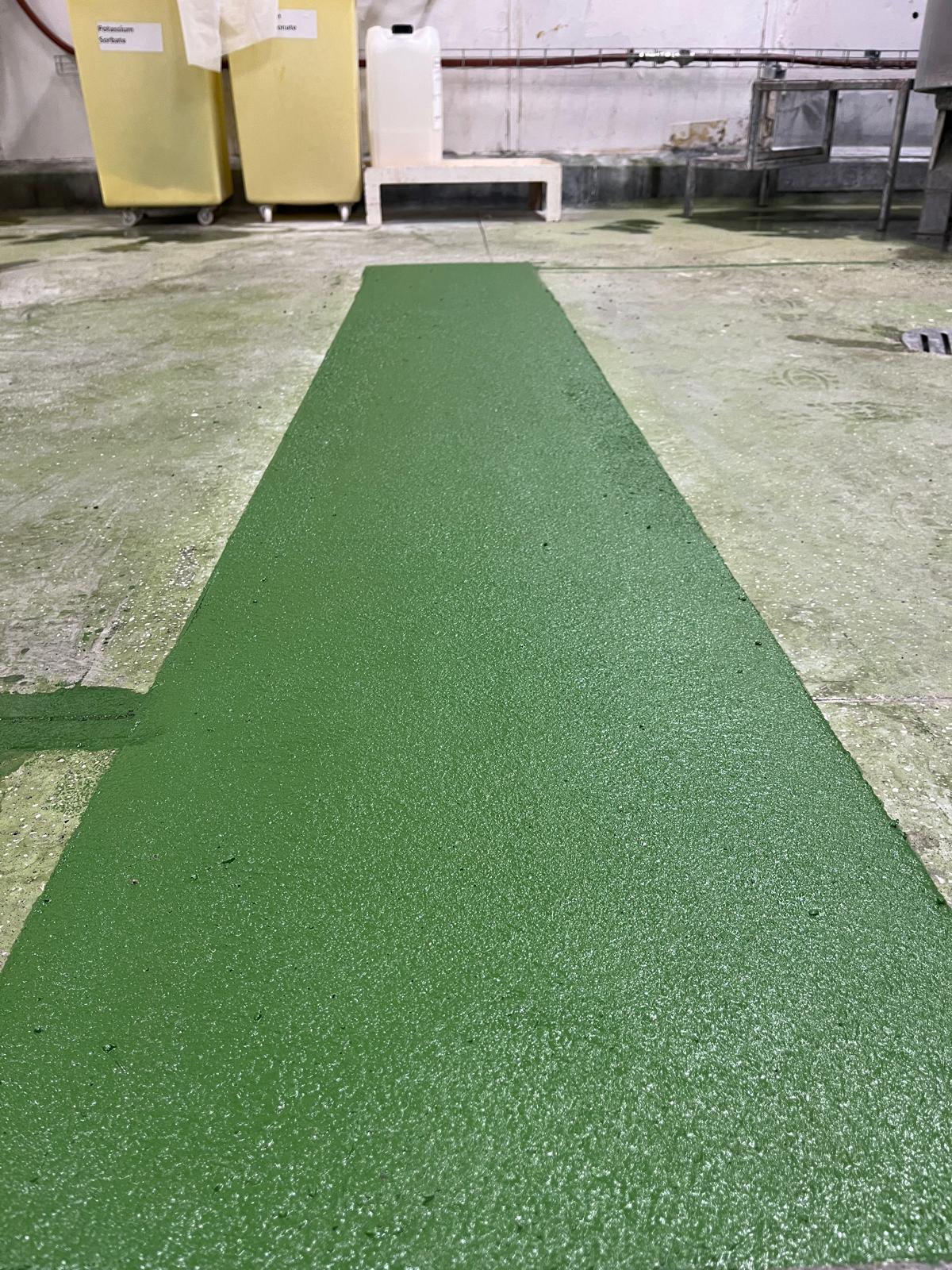 Green PU repair with the surrounding floor retained