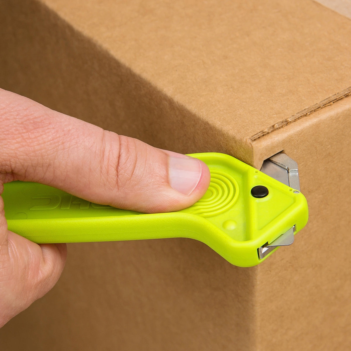 Concealed Blade Safety Cutter With Replaceable Blade