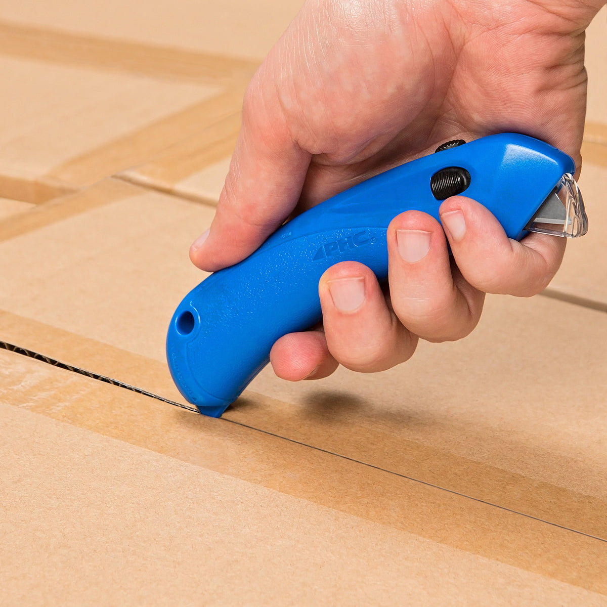 Disposable Safety Cutter with Auto-Locking Safety Hood