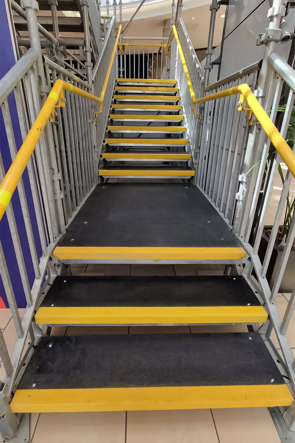 ndustrial anti slip stair solution grp step cover